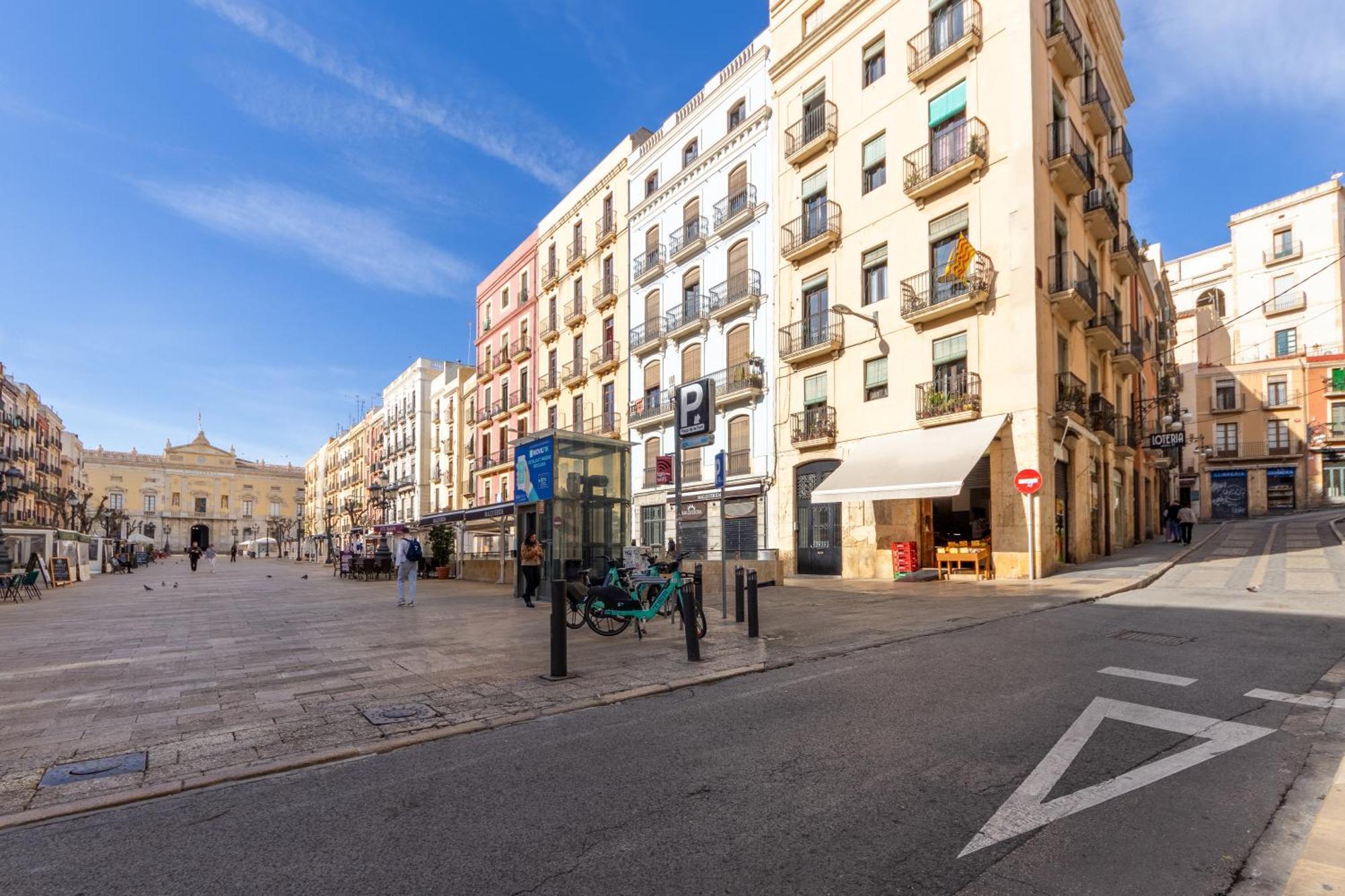 타라고나 Grooovy Duplex Amb Terrassa 아파트 외부 사진